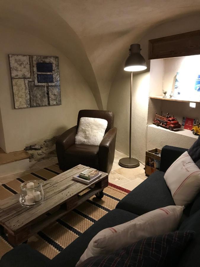 La Suite Lou Le Noyer  Exterior foto